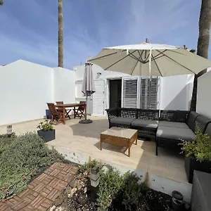 Ferienhaus Casahost Townhouse Lise, Puerto del Carmen (Lanzarote)