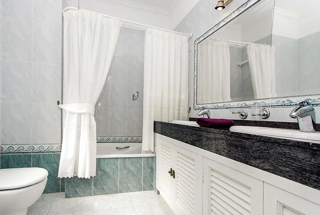 Grace Amelia Hotel Puerto del Carmen  Holiday home Puerto del Carmen (Lanzarote)